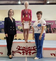 ​Ульяновская гимнастка одержала победу в финале соревнований ПФО