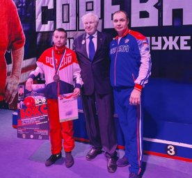 ​Ульяновский спортсмен вошел в юношескую сборную России по боксу