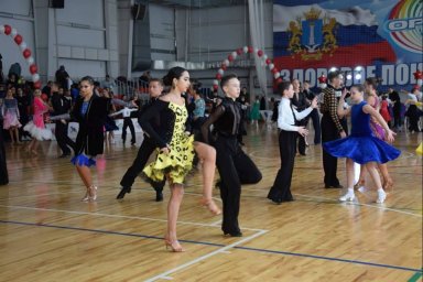 ​В Ульяновске прошли Открытые городские соревнования по спортивным танцам