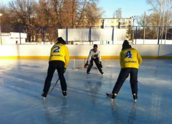 В Ульяновске открыли сезон массового катания на коньках