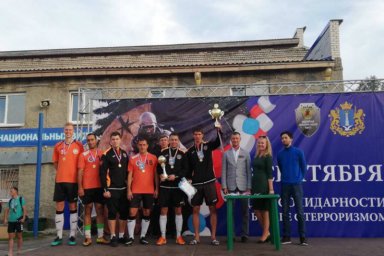 ​Ульяновские спасатели одержали победу в футбольном матче памяти Дмитрия Разумовского