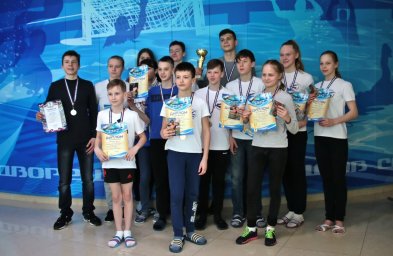 ​Ульяновские пловцы завоевали 24 награды на Межрегиональных соревнованиях
