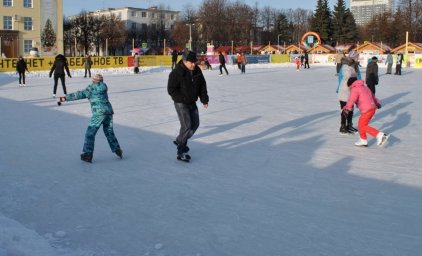 Этой зимой для ульяновцев подготовят 86 ледовых площадок